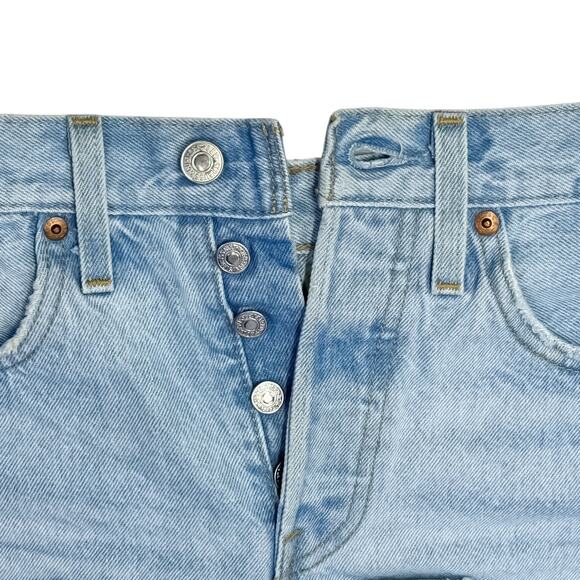 Levi's 501 Light Wash Denim Cutoff Shorts - Size 24 - Picture 6 of 9